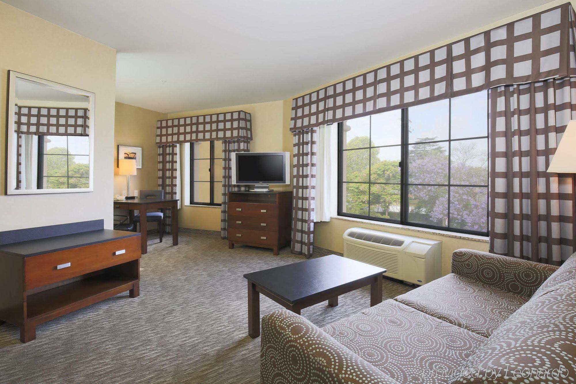 Hampton Inn Santa Barbara/Goleta Luaran gambar